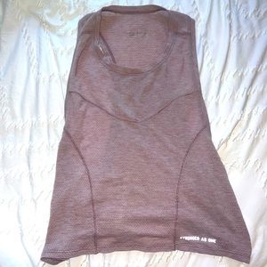 Lululemon crop tank